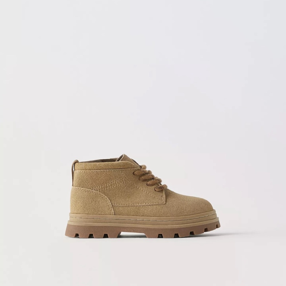 Kids Tan Boots size 6.5